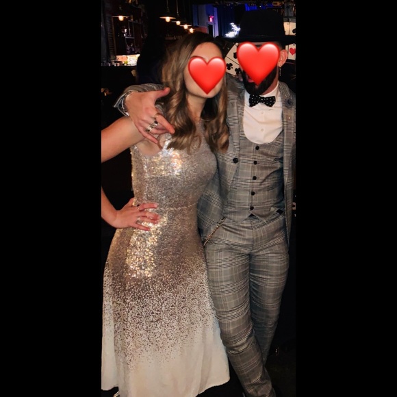 Gold Ombré Sequin midi skater dress - Picture 4 of 4